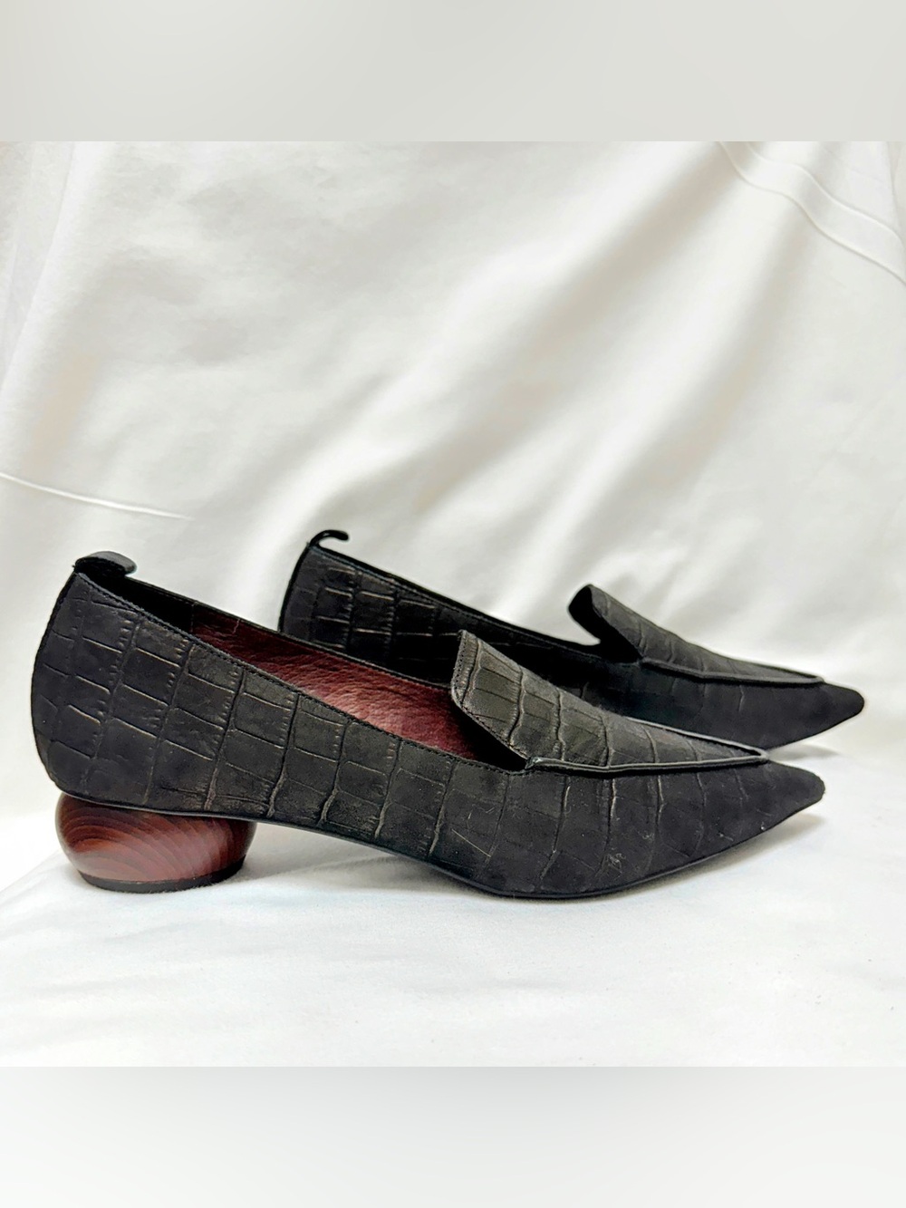 Jeffrey Campbell Black Croc Embossed Pointed Toe Sculptural Heel Loafers Size 8